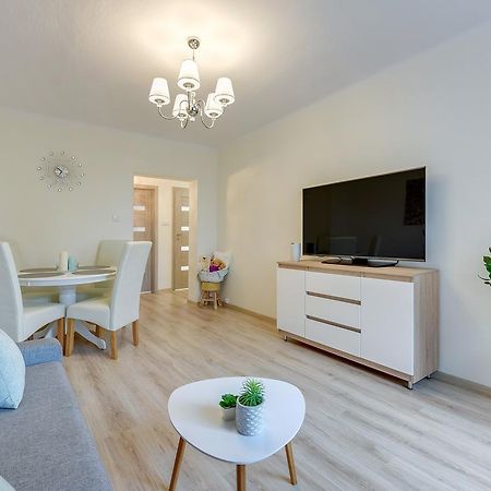 Old Town Gardens Modern Apartment Гданск Екстериор снимка